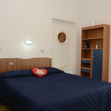 Residence Edera Ρίμινι Εξωτερικό φωτογραφία