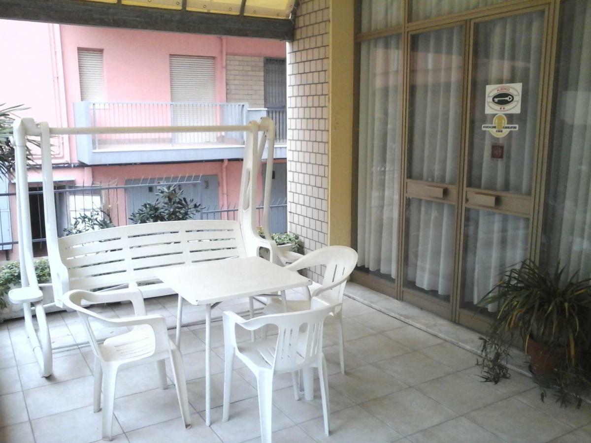 Residence Edera Ρίμινι Εξωτερικό φωτογραφία