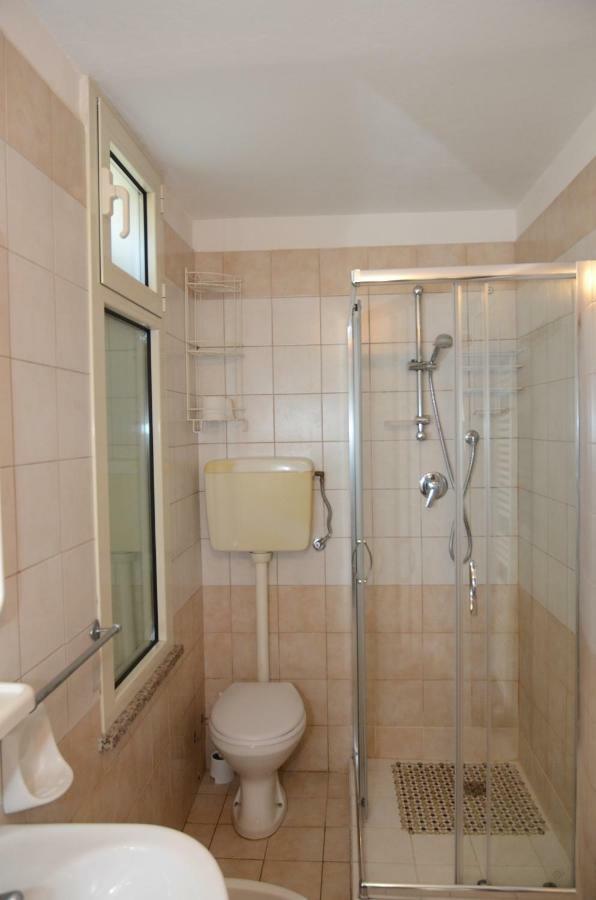 Residence Edera Ρίμινι Εξωτερικό φωτογραφία