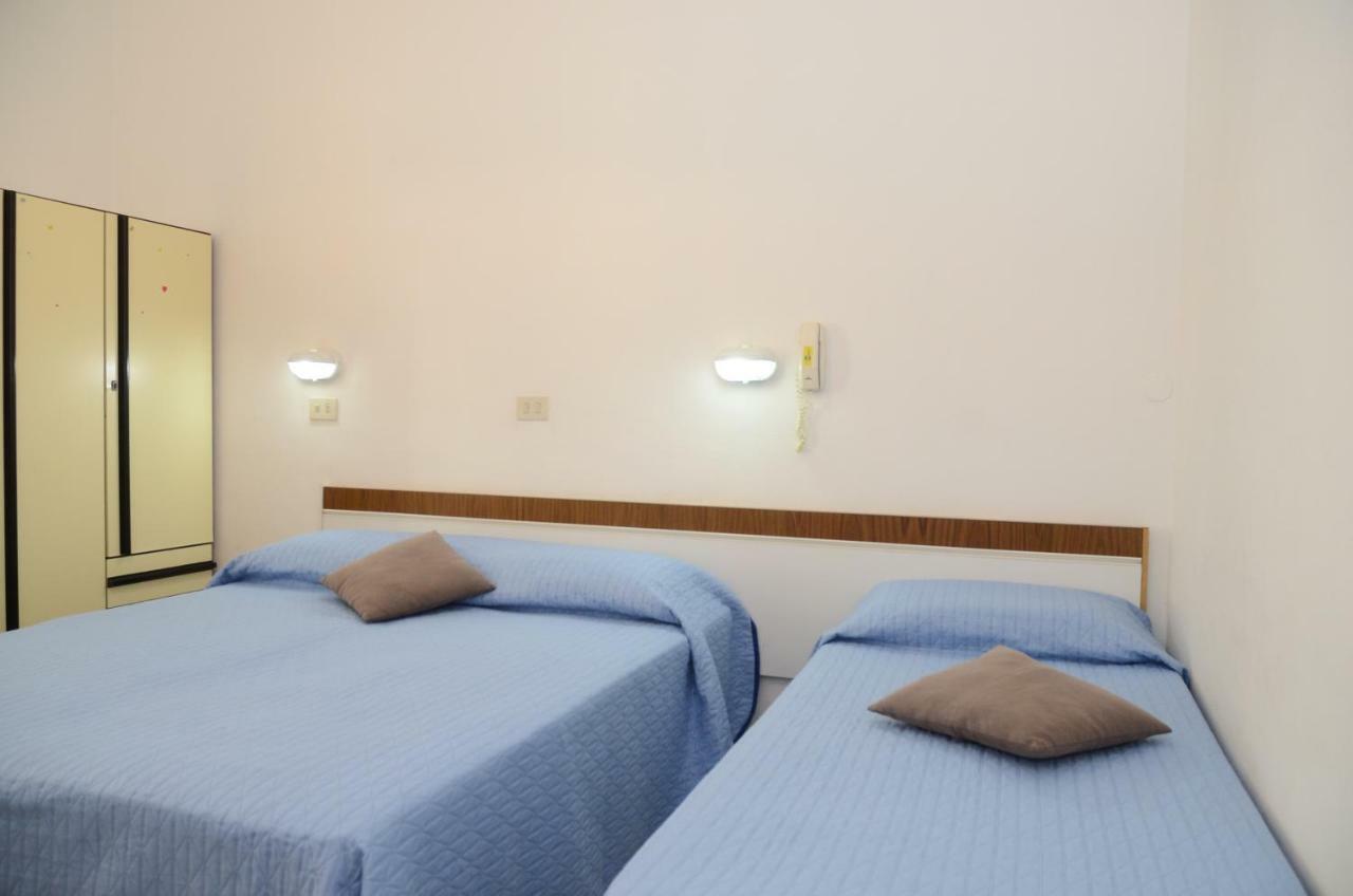 Residence Edera Ρίμινι Εξωτερικό φωτογραφία