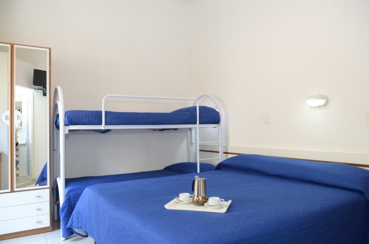Residence Edera Ρίμινι Εξωτερικό φωτογραφία