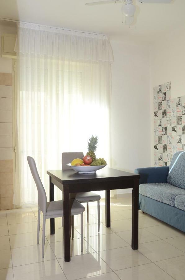 Residence Edera Ρίμινι Εξωτερικό φωτογραφία