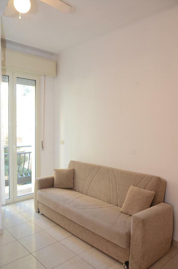 Residence Edera Ρίμινι Εξωτερικό φωτογραφία