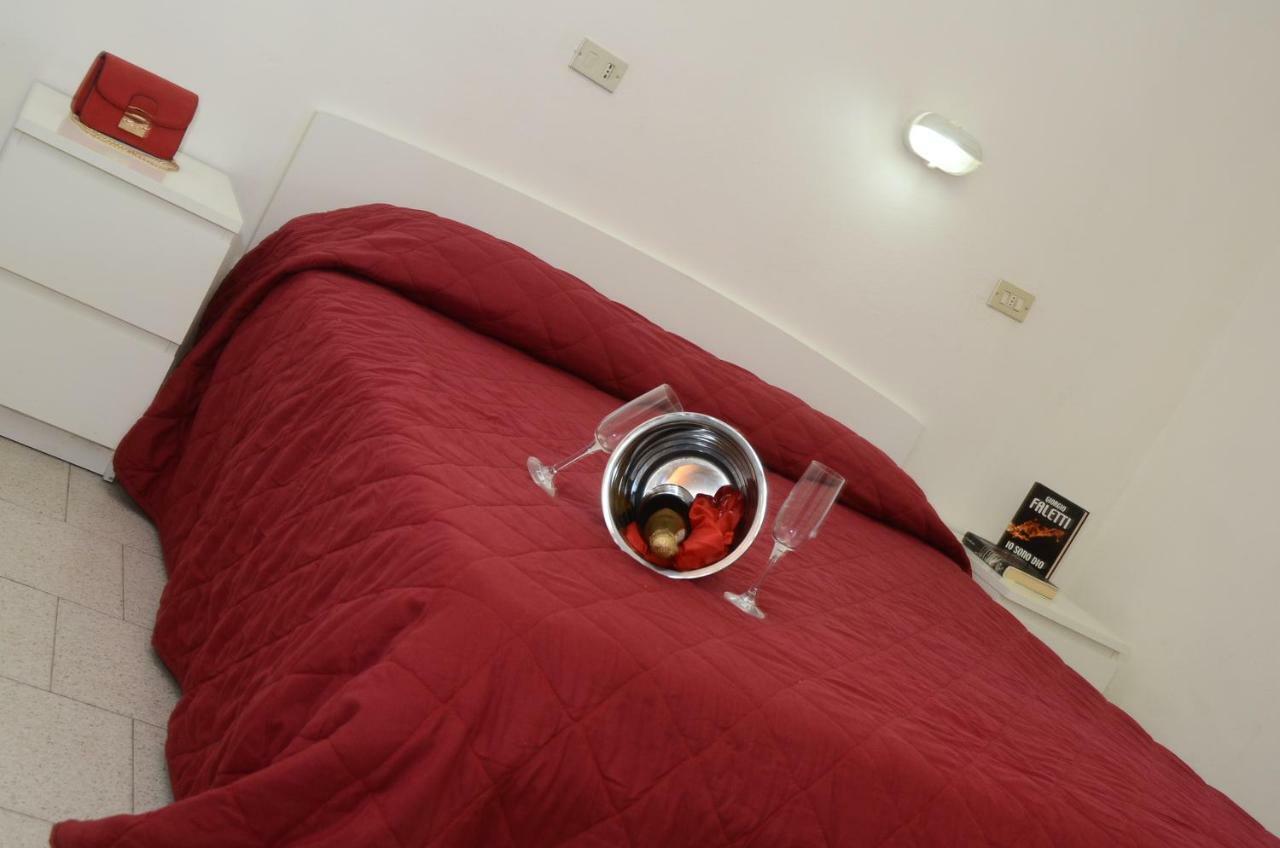 Residence Edera Ρίμινι Εξωτερικό φωτογραφία
